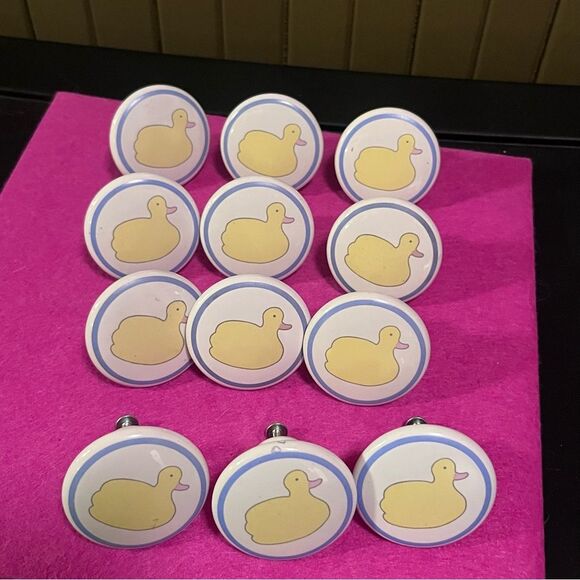 Lillian Vernon LVC 1987 Vintage Rubber Duck Porcelain Drawer Pulls 12 - Picture 2 of 12